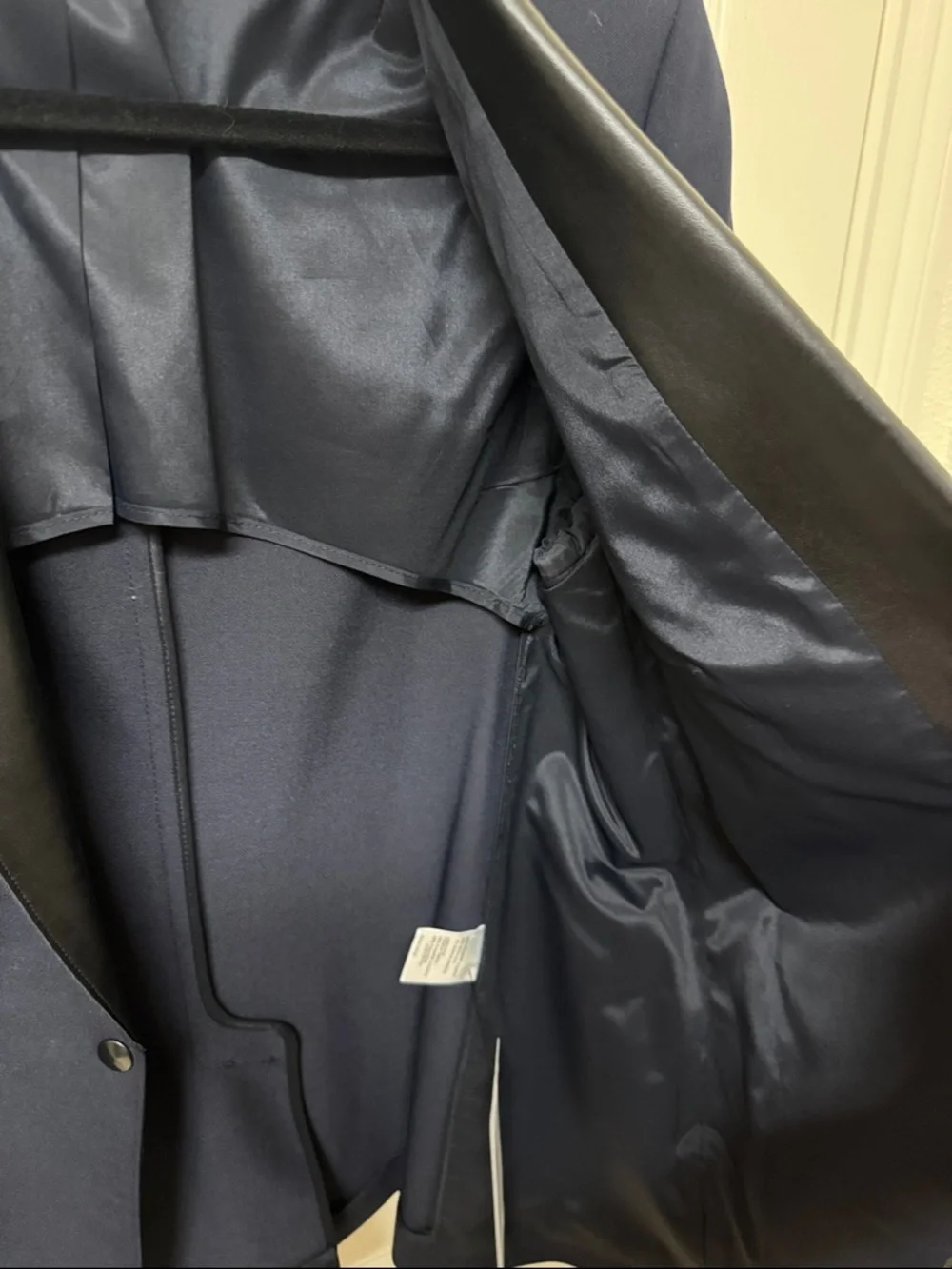 Akris Navy Blazer with Black Leather Lapel - Picture 6 of 10